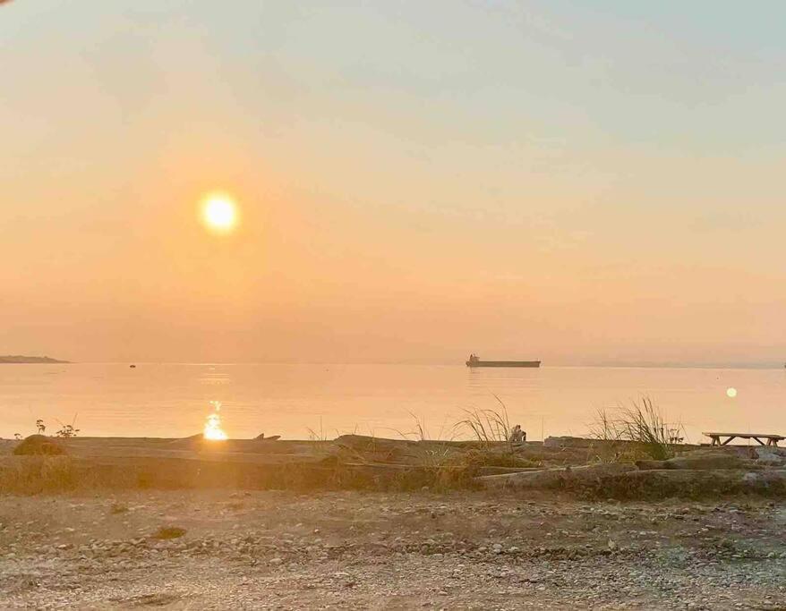 Sunrise Escape - Close To The Beach! Victoria Zewnętrze zdjęcie